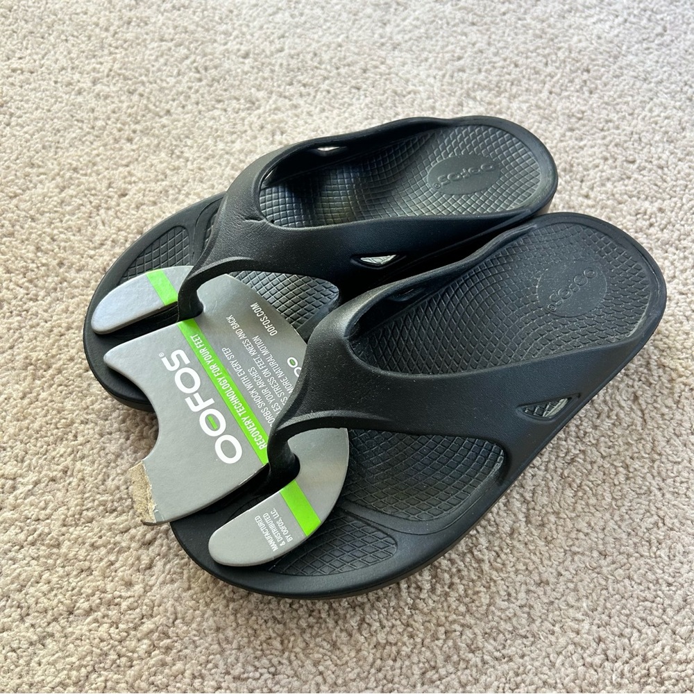 OOFOS OOriginal Thong Sandal Black Women’s Size 9 Men’s 7 New